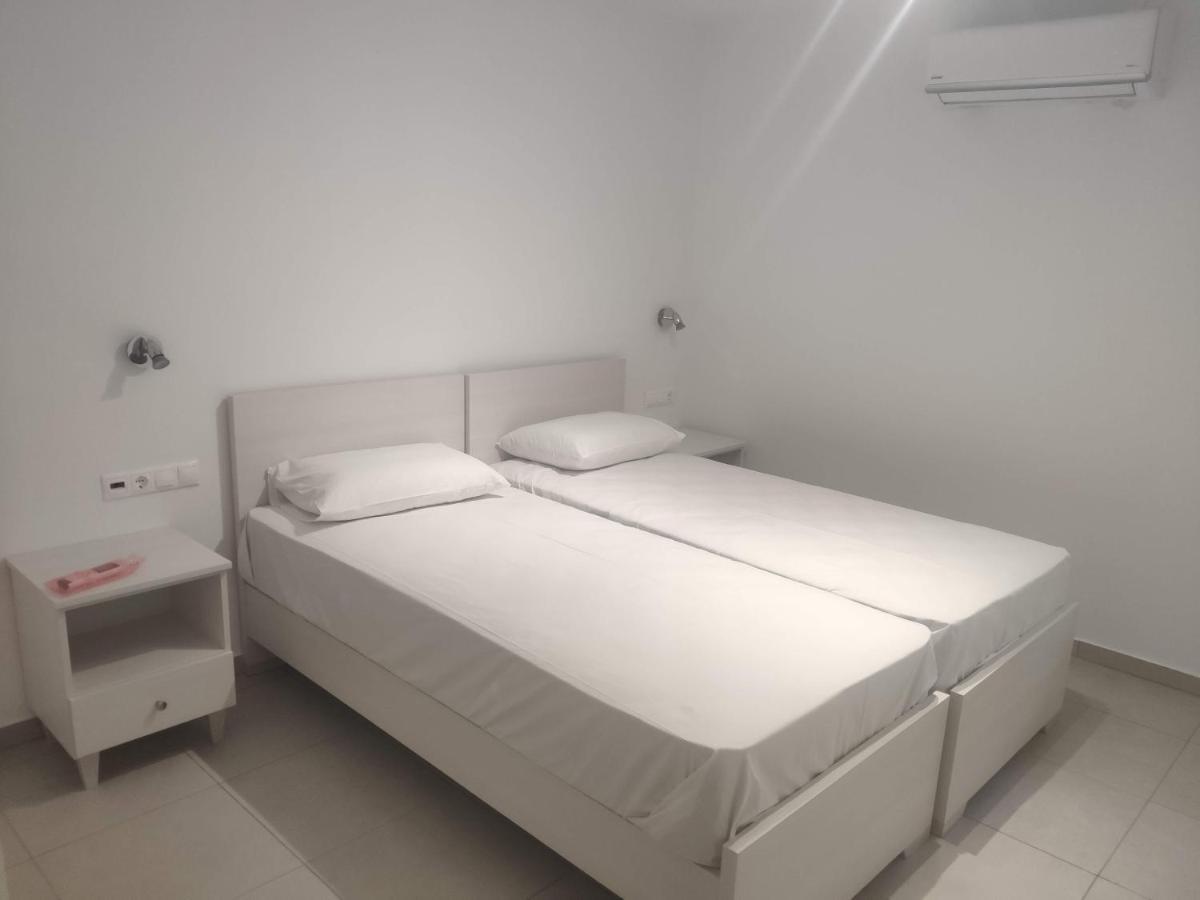 Alexia Rooms Палеохора Екстер'єр фото
