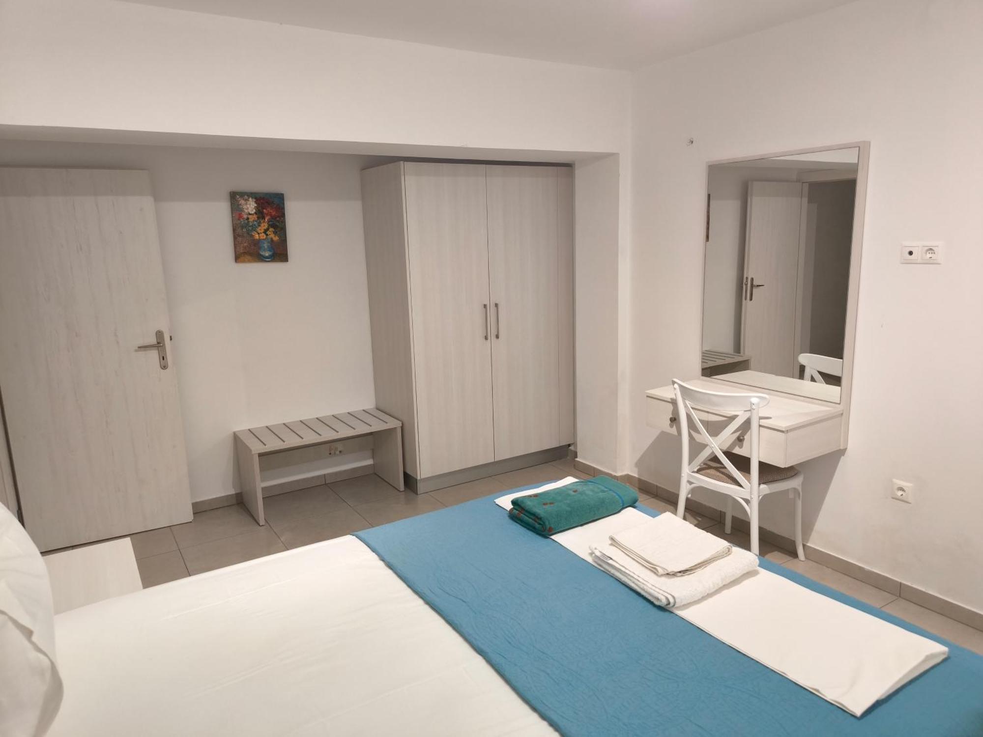 Alexia Rooms Палеохора Екстер'єр фото
